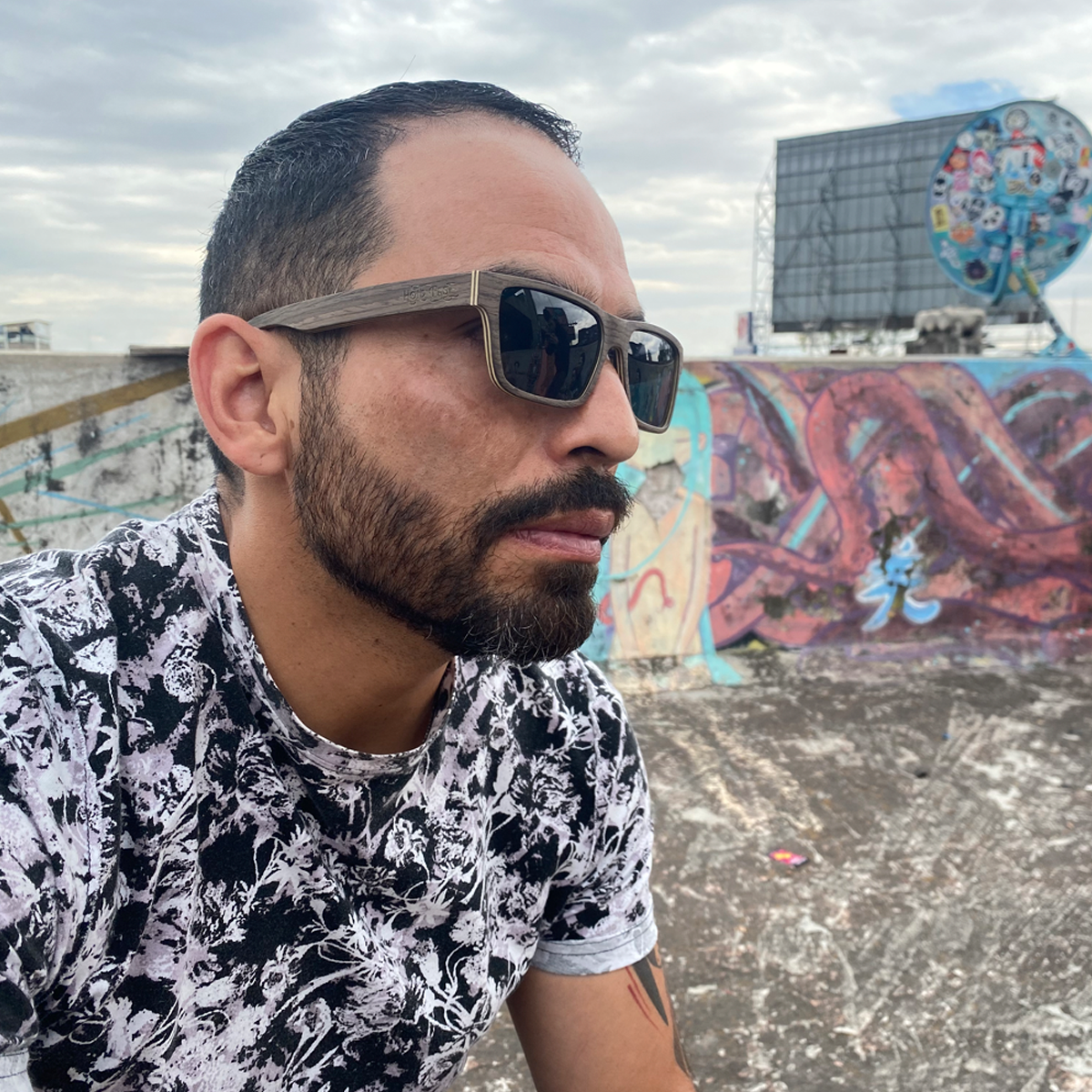 LENTES SOLARES CLÁSICO