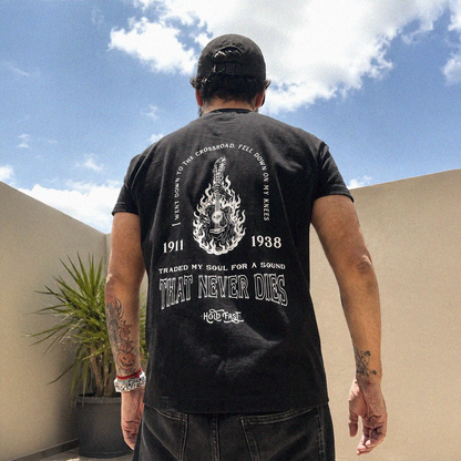 DROP 01 · NEVER DIES — PLAYERA HOMBRE