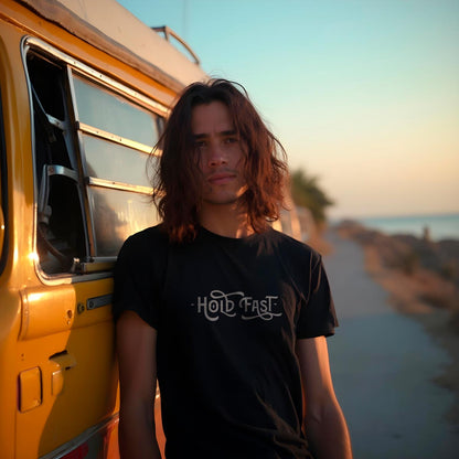 PLAYERA MANGA CORTA "HOLD FAST" HOMBRE