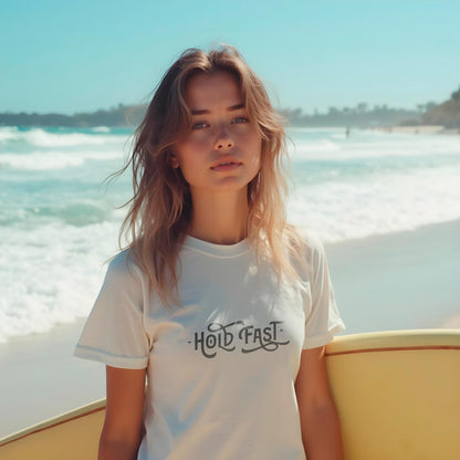 PLAYERA MANGA CORTA "HOLD FAST" MUJER